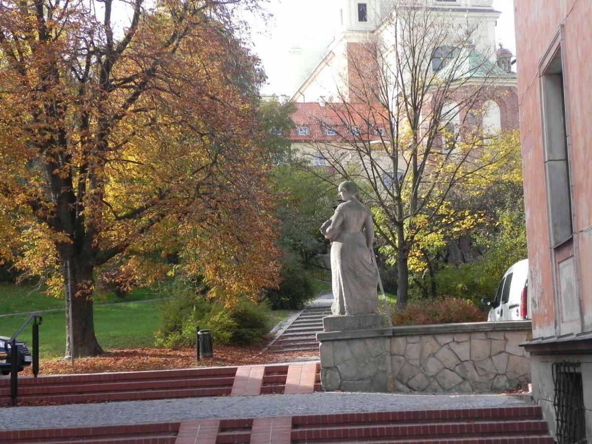Mariensztat - View Over The Square Варшава Экстерьер фото